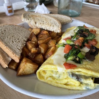 Griddle 145 - Mama's omelette - Breakfast & Brunch Near Me - Whitehall, Pennsylvania Griddle 145 - Mama's omelette - Breakfast & Brunch Near Me - Whitehall, Pennsylvania