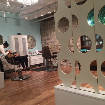 The Brow Studio - Inside the studio - Eyelash Service Near Me - Calgary, Alberta The Brow Studio - Inside the studio - Eyelash Service Near Me - Calgary, Alberta