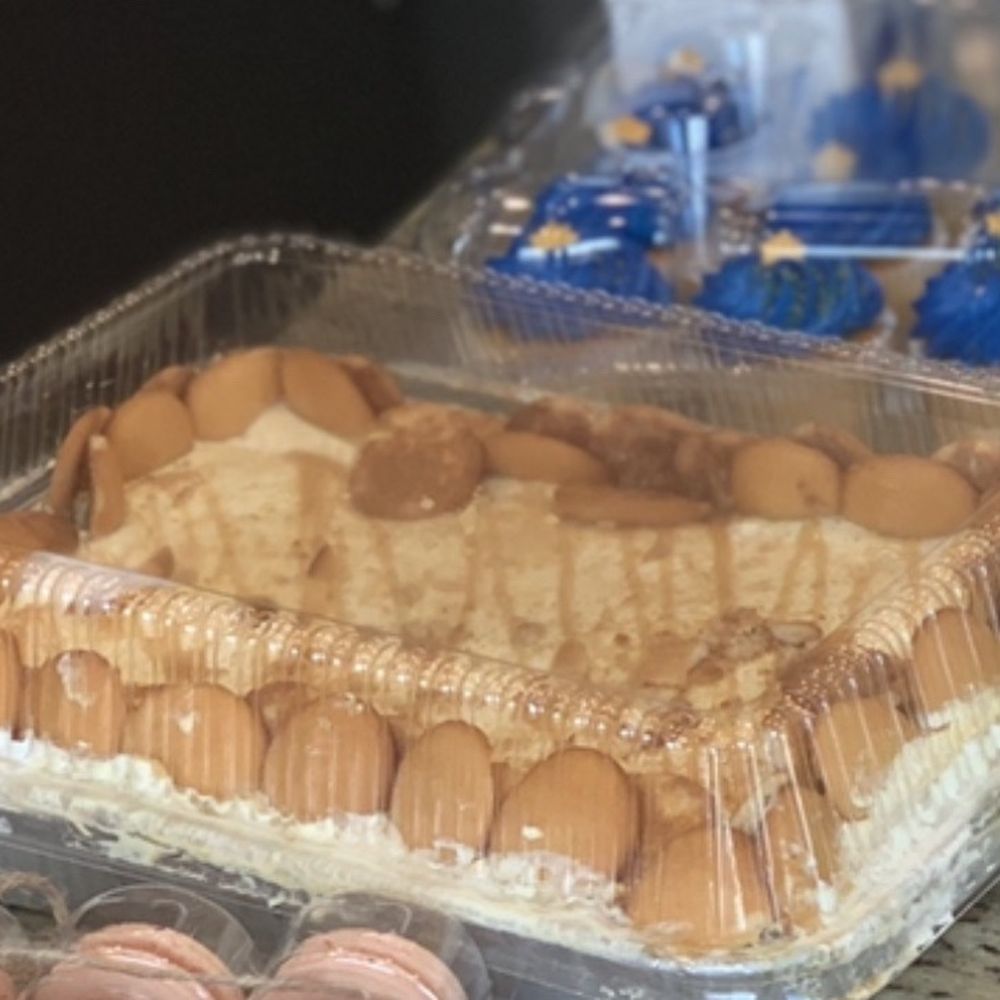 Almost Everything Catering - Banana Pudding - Soul Food Near Me Almost Everything Catering - Banana Pudding - Soul Food Near Me