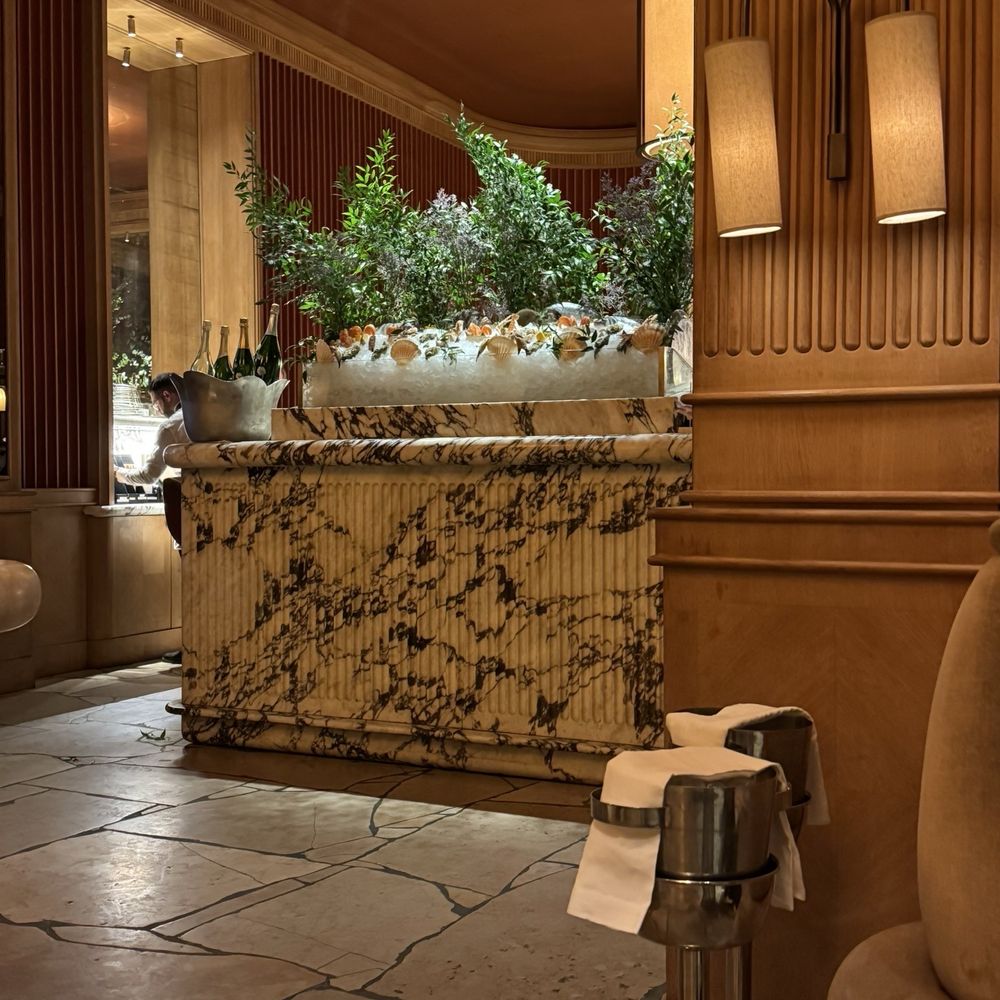 Girafe - Inside - French Near Me - Paris, 75 Girafe - Inside - French Near Me - Paris, 75