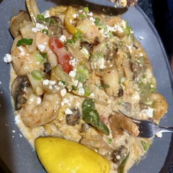 Nine Mile - The special: shrimp & grits - Caribbean Near Me - Asheville, North Carolina Nine Mile - The special: shrimp & grits - Caribbean Near Me - Asheville, North Carolina
