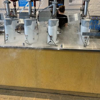 Chill-N Ice Cream South Miami - Mixing machines - Ice Cream & Frozen Yogurt Near Me - South Miami, Florida