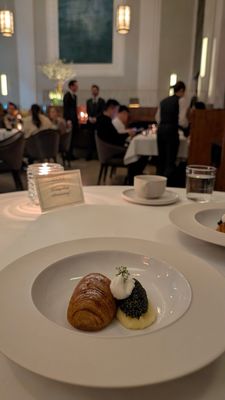 Eleven Madison Park by null