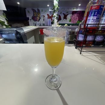 Madres Brunch - Breakfast & Brunch Near Me - Riverside, California