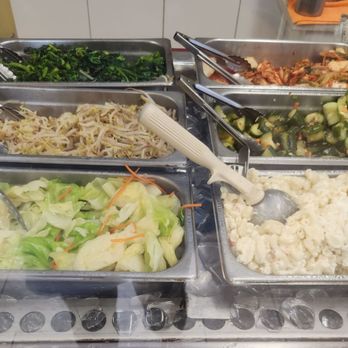 Mama Woo's BBQ - Korean Near Me - Honolulu, Hawaii