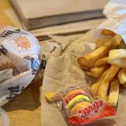 Habit Burger & Grill - Kids meal