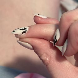 Magic Nails