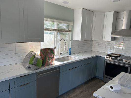 Ocean Blue and White Two-Tone 2023 - Ocean Blue and White Two-Tone Kitchen. It's the perfect blend of elegance and functionality, with its sleek design and ample storage space. Don't miss out on transforming your kitchen into a true masterpiece. Call us today for more details! Ocean Blue and White Two-Tone 2023 - Ocean Blue and White Two-Tone Kitchen. It's the perfect blend of elegance and functionality, with its sleek design and ample storage space. Don't miss out on transforming your kitchen into a true masterpiece. Call us today for more details!