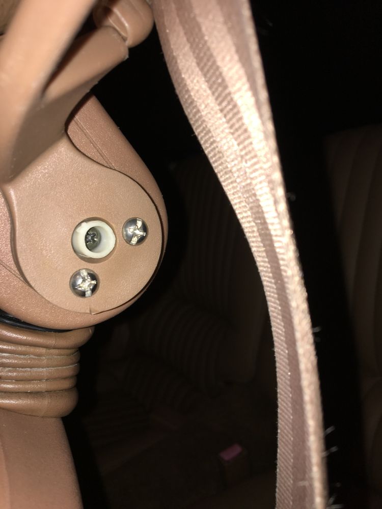 JUNIOR’S AUTO UPHOLSTERY Updated August 2024 24 Photos & 23 Reviews