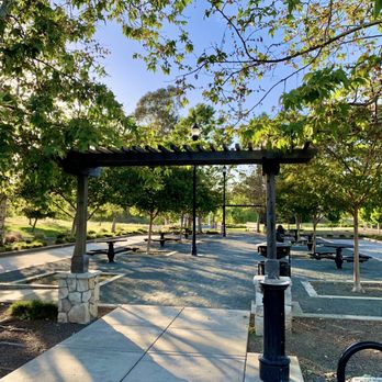 Duck Pond Park - Parks Near Me - Hercules, California
