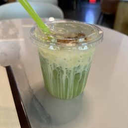 Banana matcha latte 2.5/5 Banana matcha latte 2.5/5