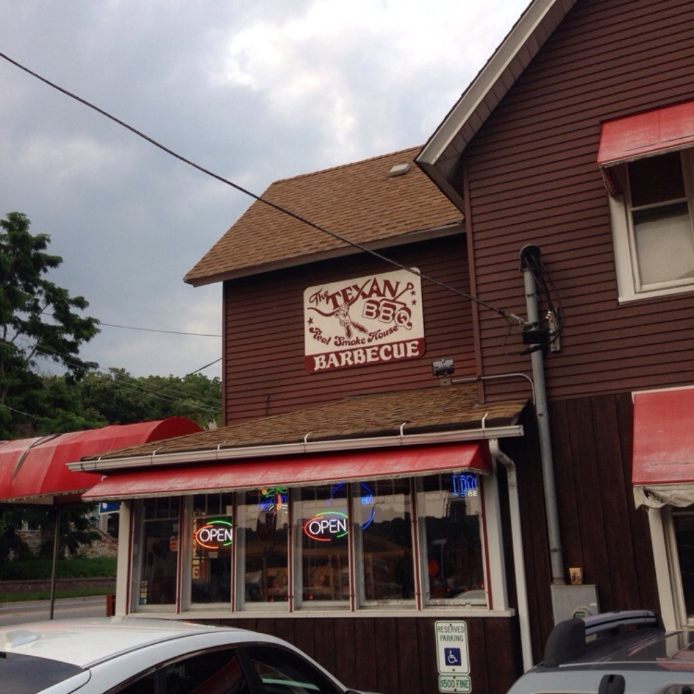 Texan BBQ - Outside view - Barbeque Near Me - Algonquin, Illinois Texan BBQ - Outside view - Barbeque Near Me - Algonquin, Illinois