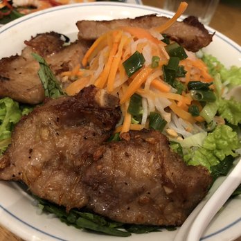 芽莊 - Lemongrass porkchop bun - Vietnamese Near Me - Hong Kong, HK