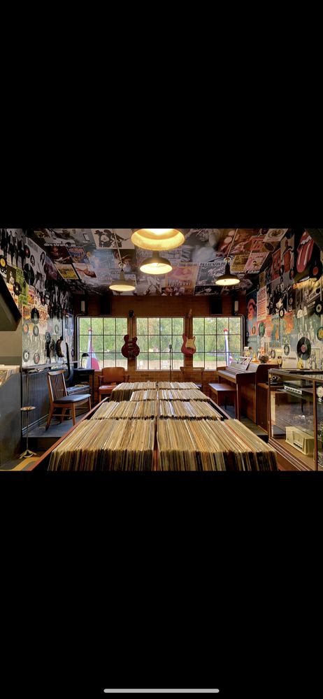 Off The Record Vinyl and Vintage Logo