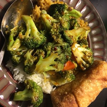 Hong Kong Express - Broccoli and garlic sauce - Chinese Near Me - Bridgeport, Connecticut Hong Kong Express - Broccoli and garlic sauce - Chinese Near Me - Bridgeport, Connecticut