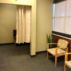 St. Luke's Eagle Medical Plaza - Mammogram Changing Area