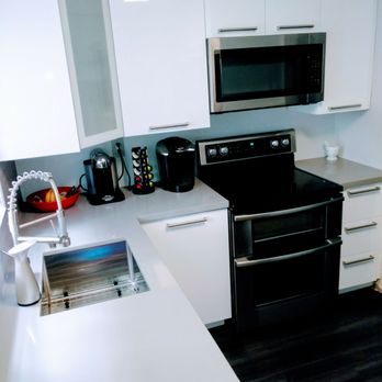 flatrate kitchens - General Contractors Near Me