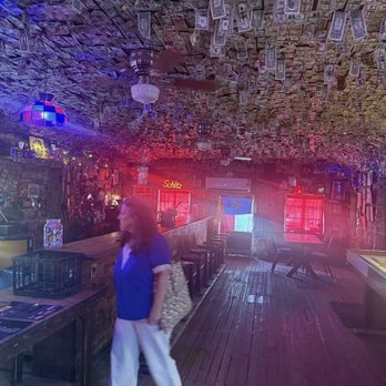 Devil's Backbone Tavern - Dive Bars Near Me - Fischer, Texas Devil's Backbone Tavern - Dive Bars Near Me - Fischer, Texas