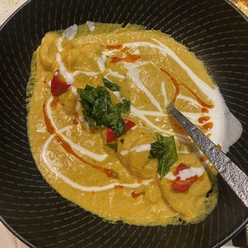 Star Leaf - THAI ROYAL CURRY SHRIMP - Asian Fusion Near Me - Pasadena, California Star Leaf - THAI ROYAL CURRY SHRIMP - Asian Fusion Near Me - Pasadena, California