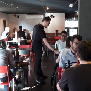 Ninkasi la Doua - La salle - Burgers Near Me - Villeurbanne, 69 Ninkasi la Doua - La salle - Burgers Near Me - Villeurbanne, 69