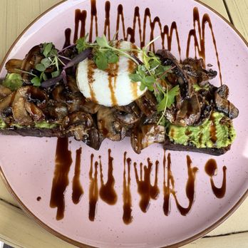 Breezy - Mushroom Avocado Toast - Breakfast & Brunch Near Me - San Juan Capistrano, California Breezy - Mushroom Avocado Toast - Breakfast & Brunch Near Me - San Juan Capistrano, California