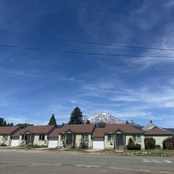 Floyd's Frosty - American Near Me - McCloud, California Floyd's Frosty - American Near Me - McCloud, California