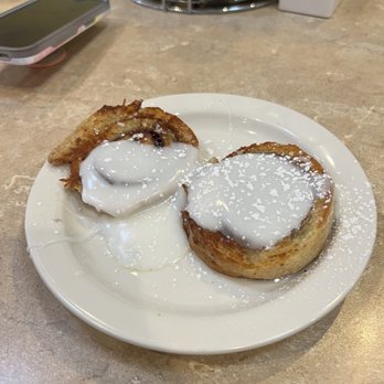Jake's Restaurant - Cinnamon buns - Breakfast & Brunch Near Me - North Stonington, Connecticut