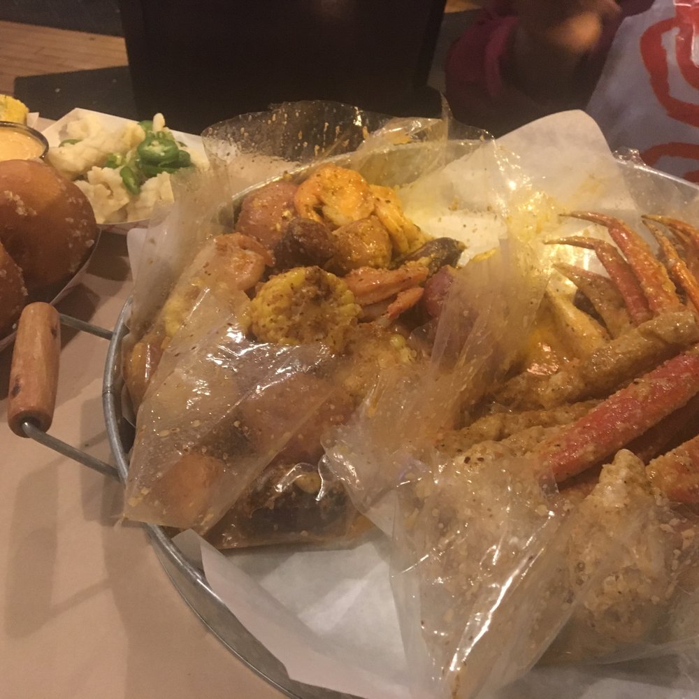 Lowcountry Lakeview - Pounds of shrimp - Cajun/Creole Near Me - Chicago, Illinois