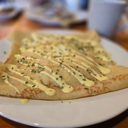La Crêpe De France - Salmon Benedict
