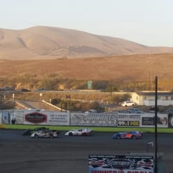 Santa Maria Speedway - Beautiful racing backdrop.