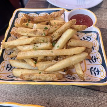 Tree House Cafe - Garlic fries - Mediterranean Near Me - Carmel, California Tree House Cafe - Garlic fries - Mediterranean Near Me - Carmel, California