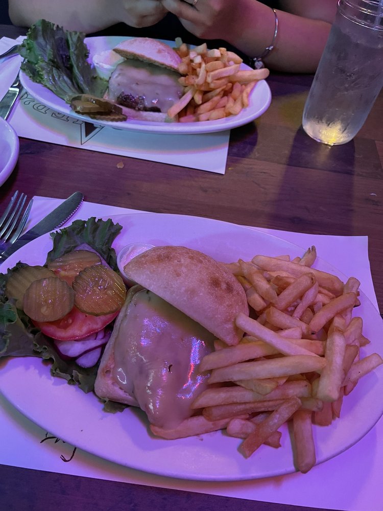 BOOMER’S SALOON Updated May 2024 52 Photos & 47 Reviews 45020 Hwy