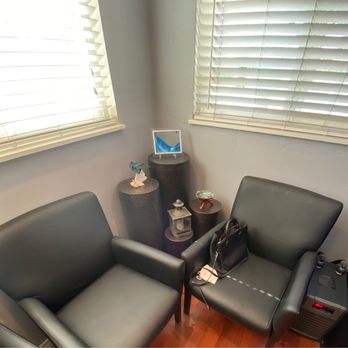J R Pulido, DDS - Waiting area - General Dentistry Near Me - Escondido, California