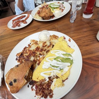 Broken Yolk Cafe - Breakfast & Brunch Near Me - San Diego, California Broken Yolk Cafe - Breakfast & Brunch Near Me - San Diego, California