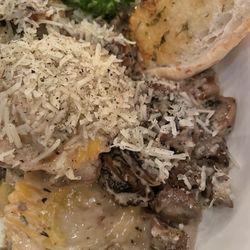 Bras d'Or Lakes Inn - Mushroom ravioli with grilled beef tips.  omg -good!!!