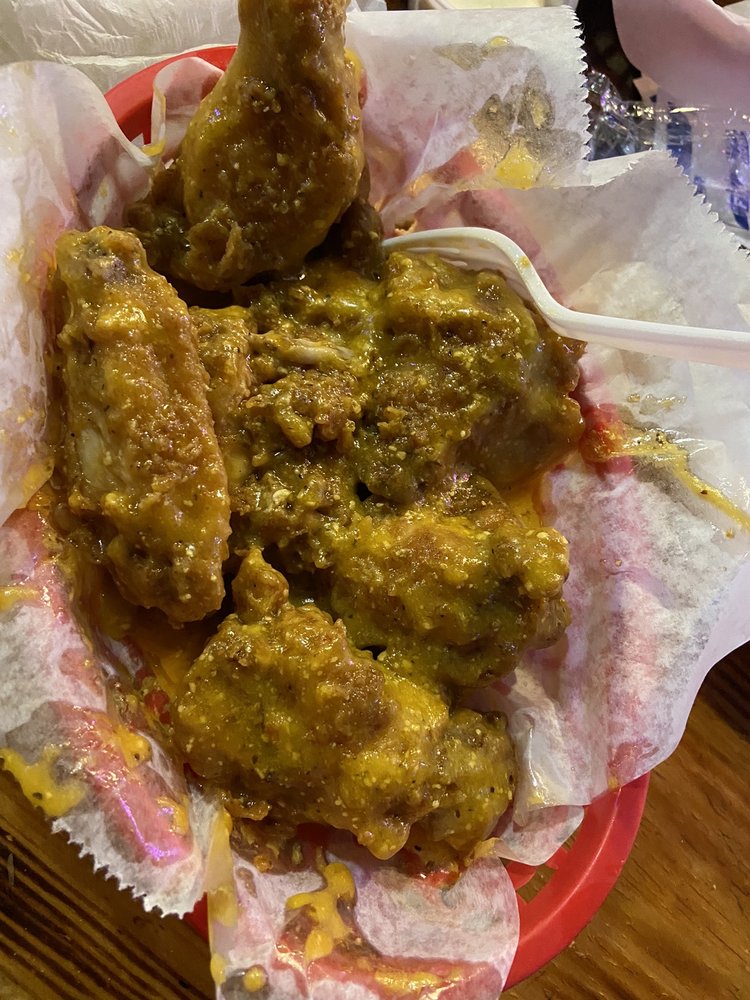 BUCKETHEADS SPORTS BAR & GRILL 25 Photos & 56 Reviews Sports Bars