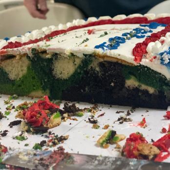 Smallcakes - Tomball - Camo cake w green - Ice Cream & Frozen Yogurt Near Me - Tomball, Texas Smallcakes - Tomball - Camo cake w green - Ice Cream & Frozen Yogurt Near Me - Tomball, Texas