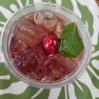 OlenaHi - Cranberry Refresher...yesss! - Salad Near Me - Honolulu, Hawaii
