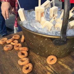 Doughnut pops