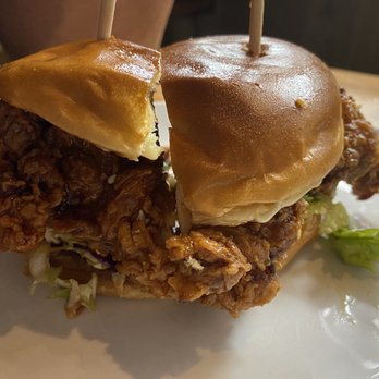 Fete - Best chicken sandwich I've  ever had bar none. - New American Near Me - Honolulu, Hawaii