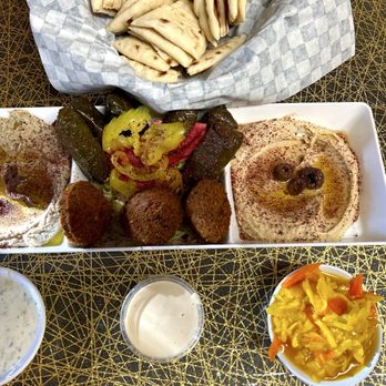 Falahi Bro's Middle Eastern Cuisine - Baba ghanoush, dolmas,falafel,hummus, tzatziki, turmeric pickled peppers, garlic sauce and homemade Greek pita - Middle Eastern Near Me - Vancouver, Washington