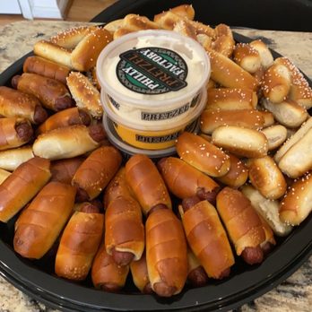 Philly Pretzel Factory - a platter of pretzels and dip - Bakeries Near Me - Wilmington, Delaware Philly Pretzel Factory - a platter of pretzels and dip - Bakeries Near Me - Wilmington, Delaware