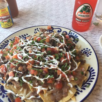 Los Cuatro Soles - Steak Nachos - Mexican Near Me - Philadelphia, Pennsylvania