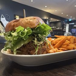 Basasak Chicken - Chicken Burger