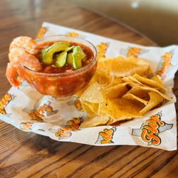 Floyds Mont Belvieu - Seafood, Steaks, and More
