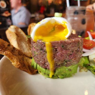 La Belle & La Boeuf - Burger Bar - Montréal - Sainte-Catherine O by null