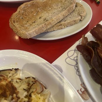 America - Toast really wasn't uniformly toasted - New American Near Me - Las Vegas, Nevada America - Toast really wasn't uniformly toasted - New American Near Me - Las Vegas, Nevada