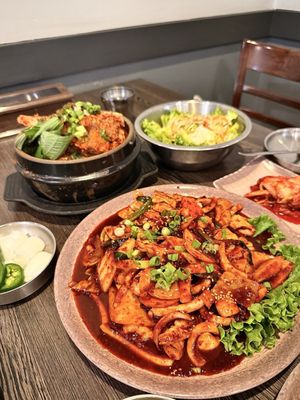 LA 장충 평안도 족발집 (올림픽점) LA Jangchung Jokbal by null