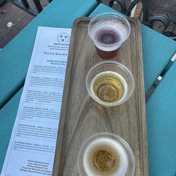 Savannah Bee Company - Mead tasting - Honey Near Me - Sedona, Arizona Savannah Bee Company - Mead tasting - Honey Near Me - Sedona, Arizona