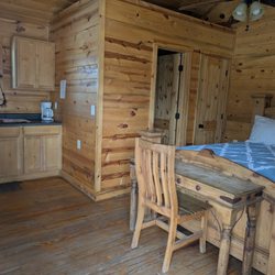 Crappie King Cabins